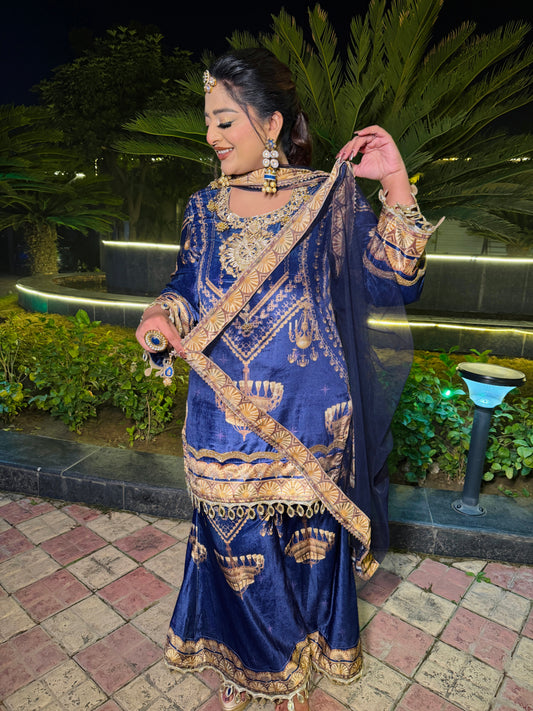 JHOOMAR - Velvet Kurta Set